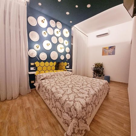 City Focus Apartment2 Napoli Esterno foto