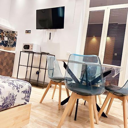 City Focus Apartment2 Napoli Esterno foto