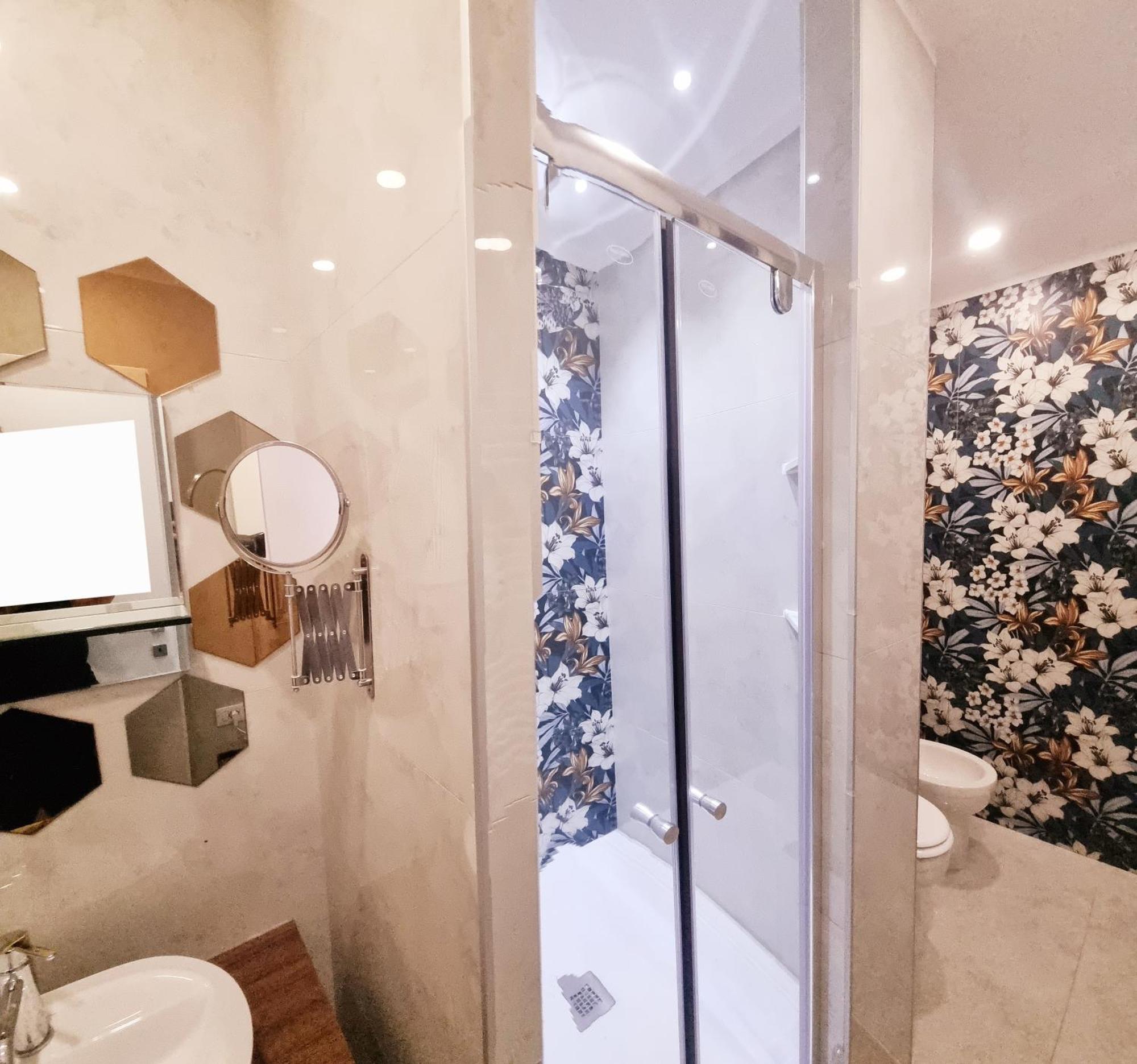 City Focus Apartment2 Napoli Esterno foto